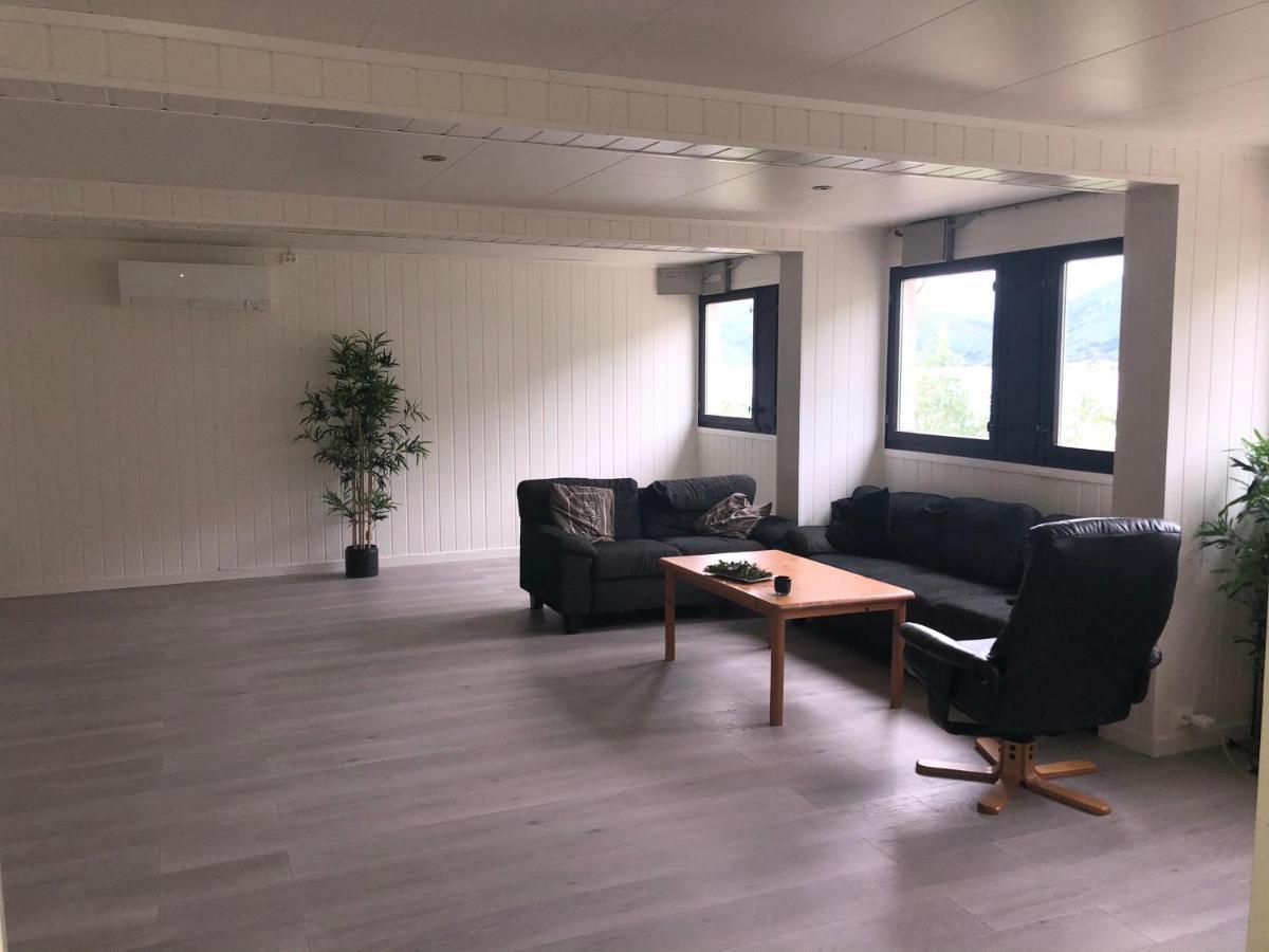 Melishome: Aurora Observatory Tromsø Eksteriør bilde